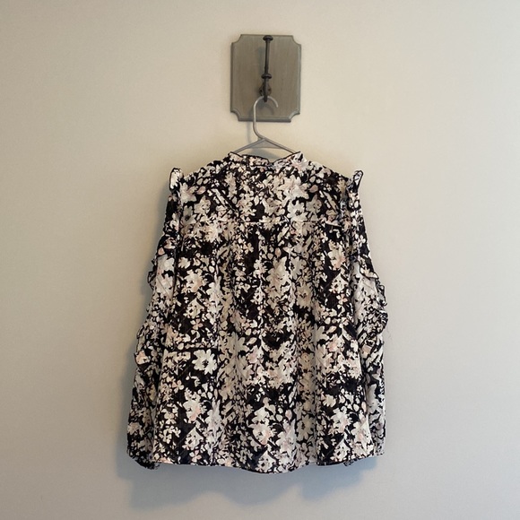 Express Floral Top - Picture 2 of 4